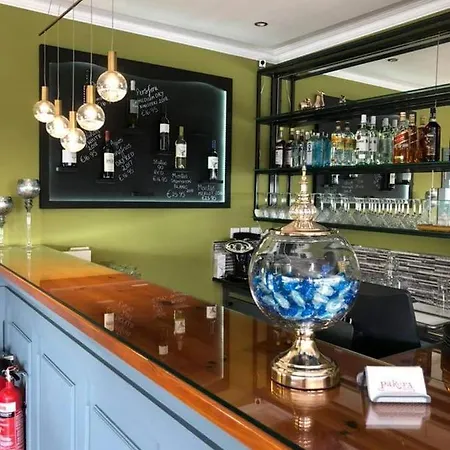 Lenosaspasiacourt * פאפוס