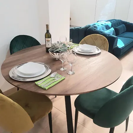 Lenosaspasiacourt Apartment