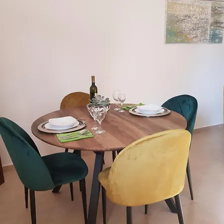 Lenosaspasiacourt Apartment