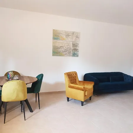 Apartment Lenosaspasiacourt